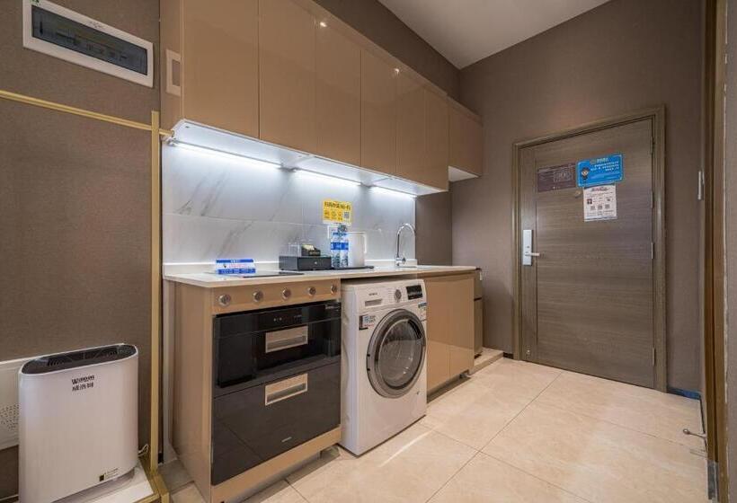 스탠다드 룸 킹사이즈 침대, Gepai Executive Apartment   Shenzhen Futian Convention And Exhibition Center