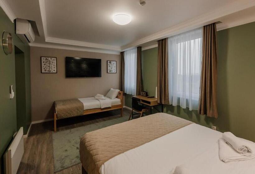 اتاق لوکس سه تخته, Beli Dvor