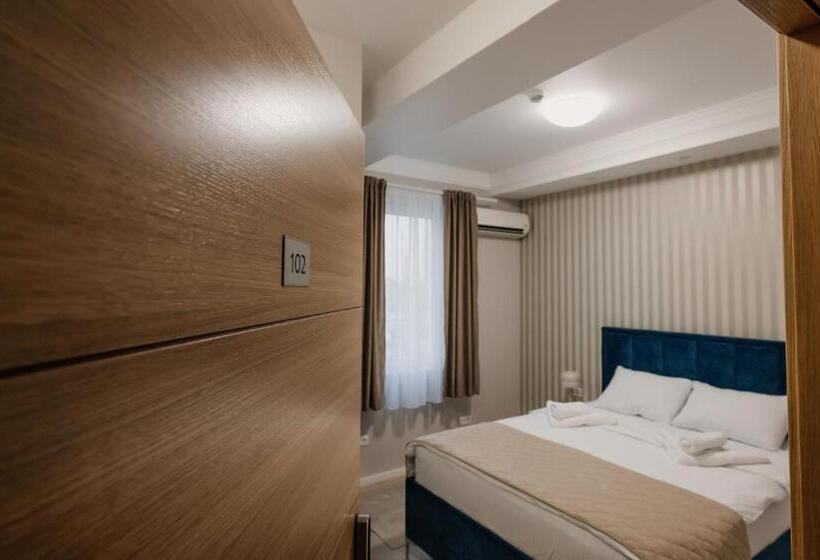 اتاق لوکس, Beli Dvor