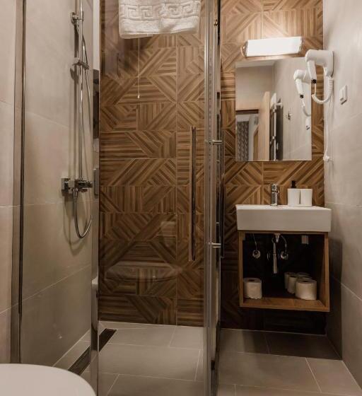 اتاق لوکس, Beli Dvor