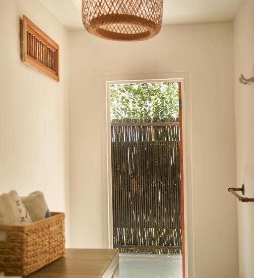 חדר סטנדרט, Mangata Beach