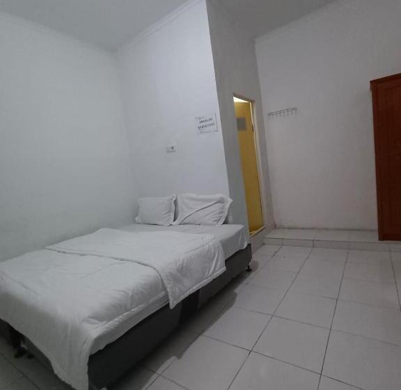 エコノミールーム, Spot On 93431 Pondok Sugie Syariah