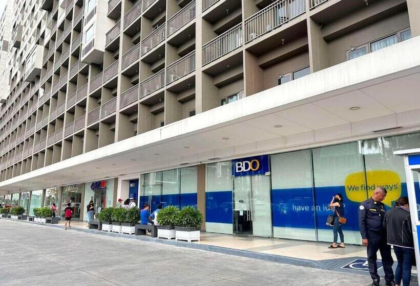 اتاق لوکس با بالکن, Mall Of Asia Shore Dynastel Staycation