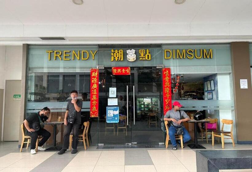 اتاق لوکس با بالکن, Mall Of Asia Shore Dynastel Staycation