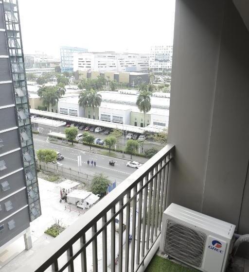 اتاق لوکس با بالکن, Mall Of Asia Shore Dynastel Staycation