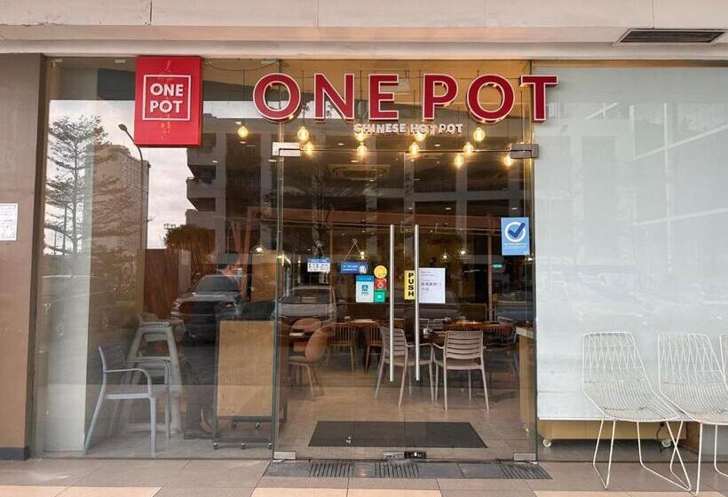 اتاق لوکس خانوادگی, Mall Of Asia Shore Dynastel Staycation