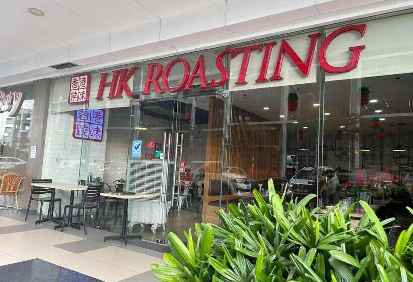 سوییت خانوادگی, Mall Of Asia Shore Dynastel Staycation