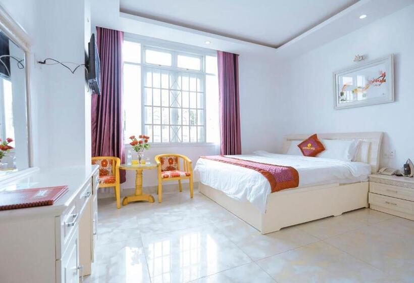 اتاق لوکس با تخت بزرگ, Memory Hotel Da Lat