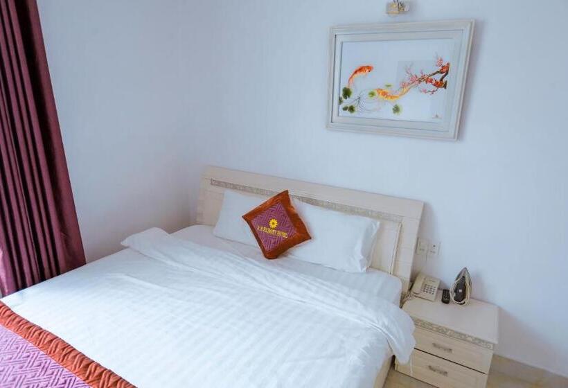 اتاق لوکس با تخت بزرگ, Memory Hotel Da Lat