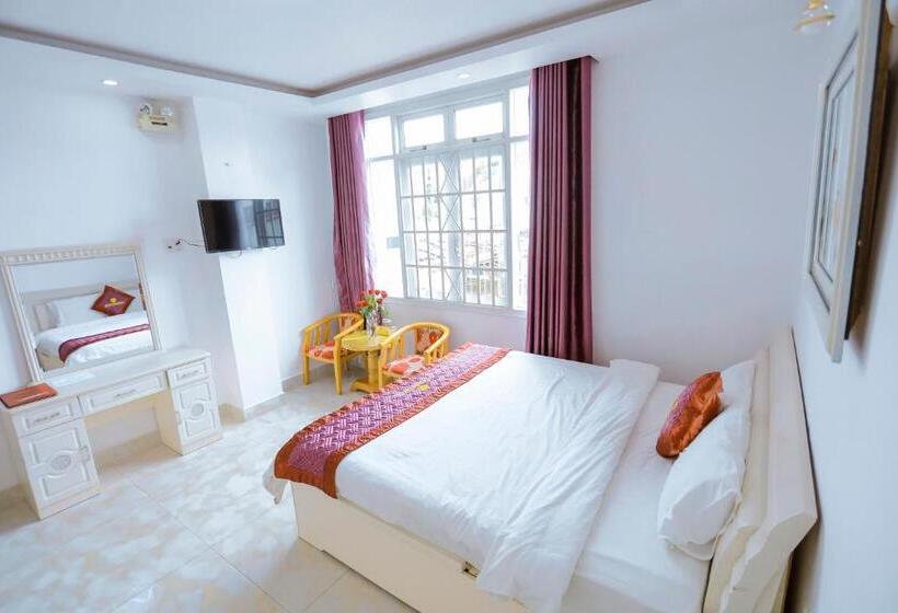 اتاق لوکس با تخت بزرگ, Memory Hotel Da Lat