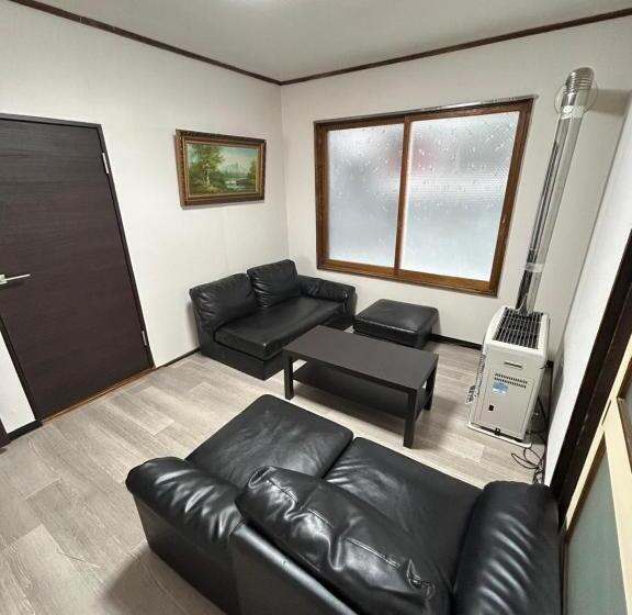 Economy Triple Room, 小樽民泊太田5号館