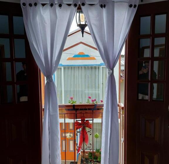 غرفة قياسية ثلاثية مزودة بشرفة, Casa Helena