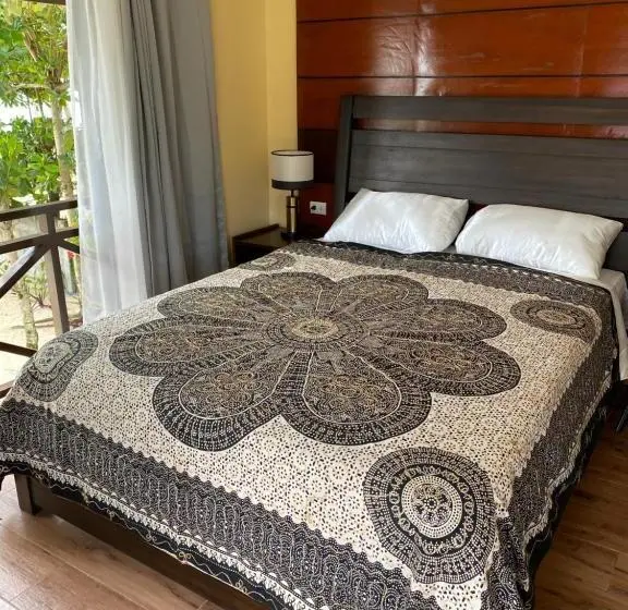 اتاق استاندارد با چشم‌انداز دریا, Private Beachfront Villa In Siargao