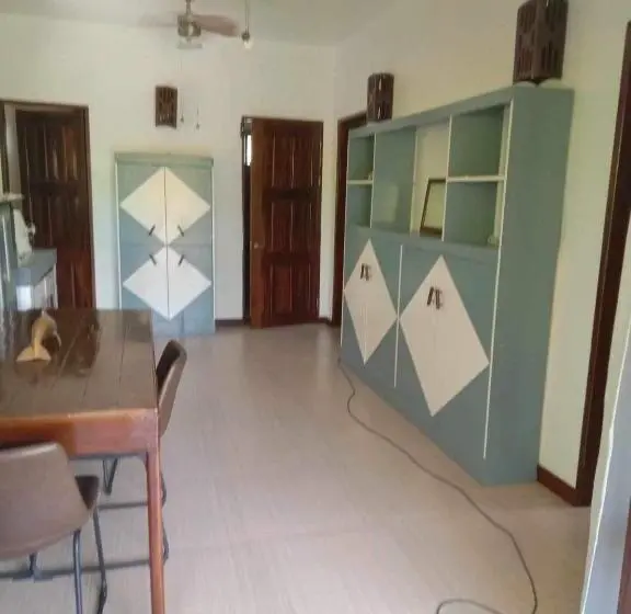 اتاق استاندارد با سرویس بهداشتی مشترک, Private Beachfront Villa In Siargao