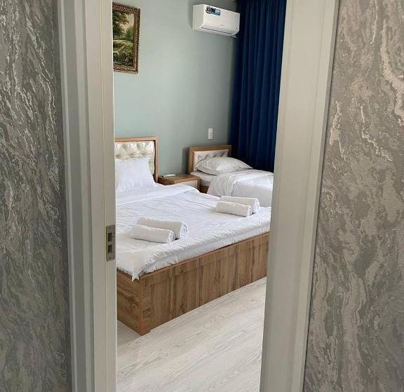 سوئیت با تخت بزرگ, Tashkent Hotel Parvoz