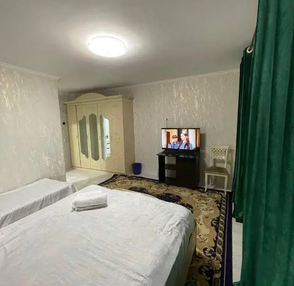اتاق خانوادگی, Tashkent Hotel Parvoz