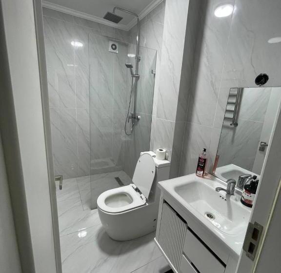 اتاق خانوادگی, Tashkent Hotel Parvoz