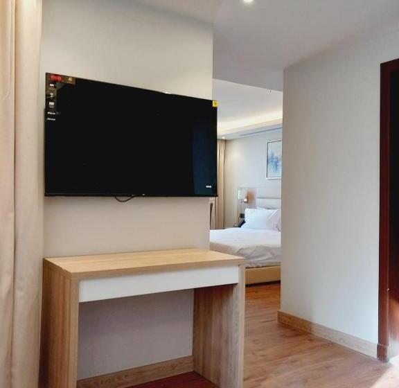 דירת חדר, Samt Inn