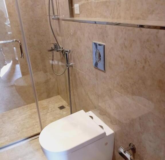 דירת חדר, Samt Inn