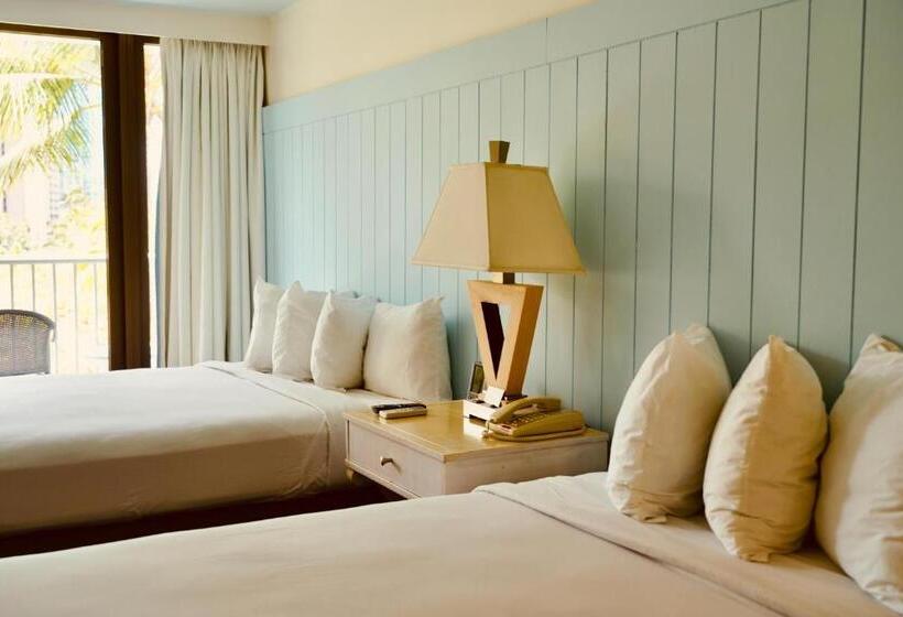 Номер Superior, Suites At La Croix Hotel Honolulu Hi