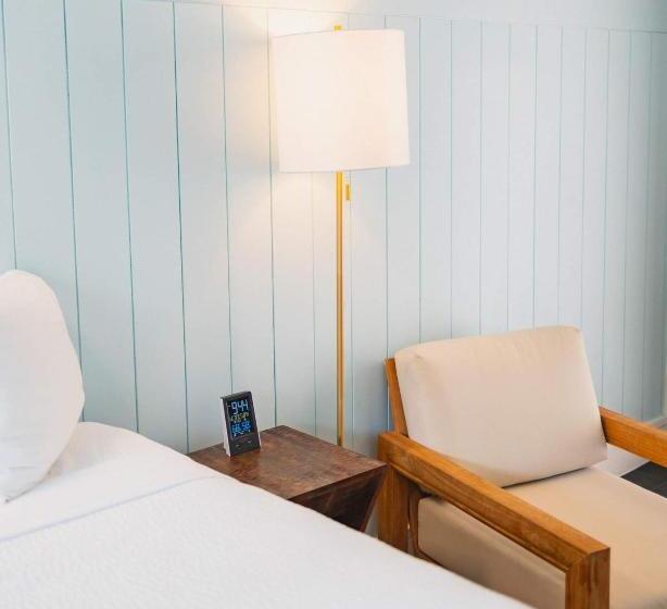اتاق سوپریور, Suites At La Croix Hotel Honolulu Hi