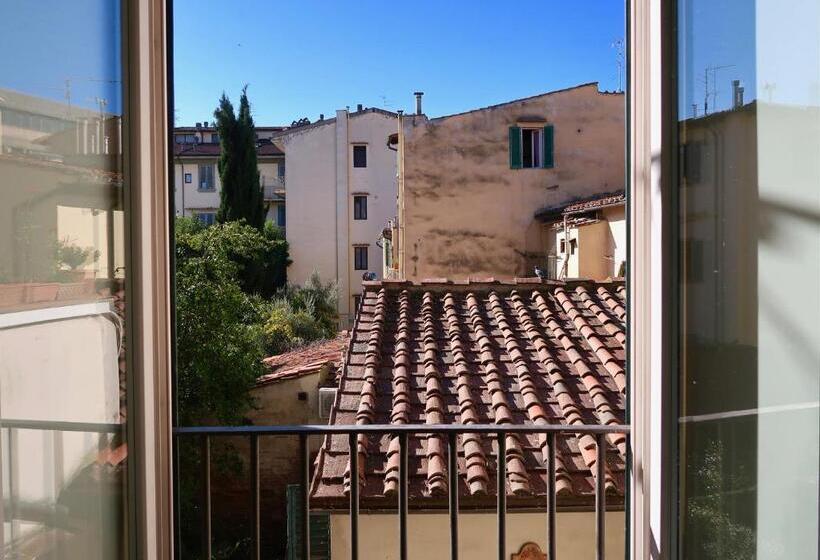 اتاق استاندارد چهار تخته, Locanda Della Musica