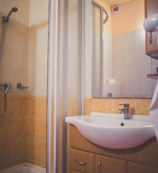 חדר דלוקס, Fordan Hotel Pécs