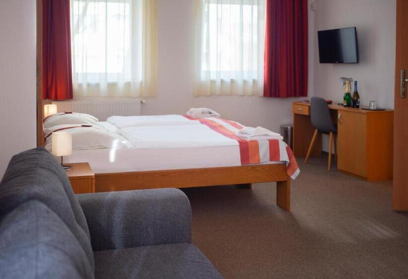 חדר דלוקס, Fordan Hotel Pécs