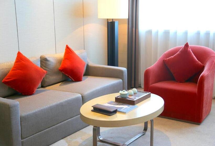 Номер Deluxe Кровать Кинг Вид на Город, Grand Metropark Hotel Beijing