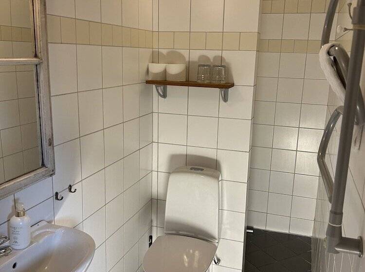 スタンダードルーム, Halmstad Gårdshotell