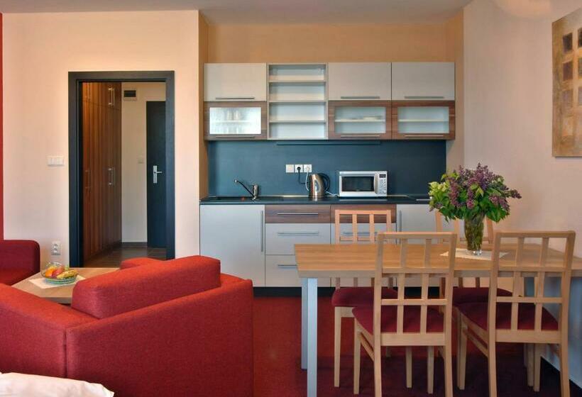 إستوديو قياسى, Apartmanovy Dom Familia Smokovec