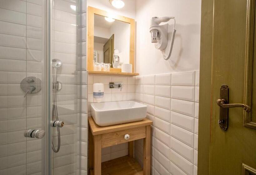 آپارتمان 2 خوابه, Berghi Hotel And Apartments