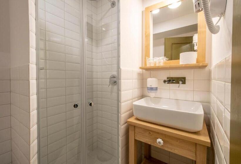 آپارتمان 2 خوابه, Berghi Hotel And Apartments