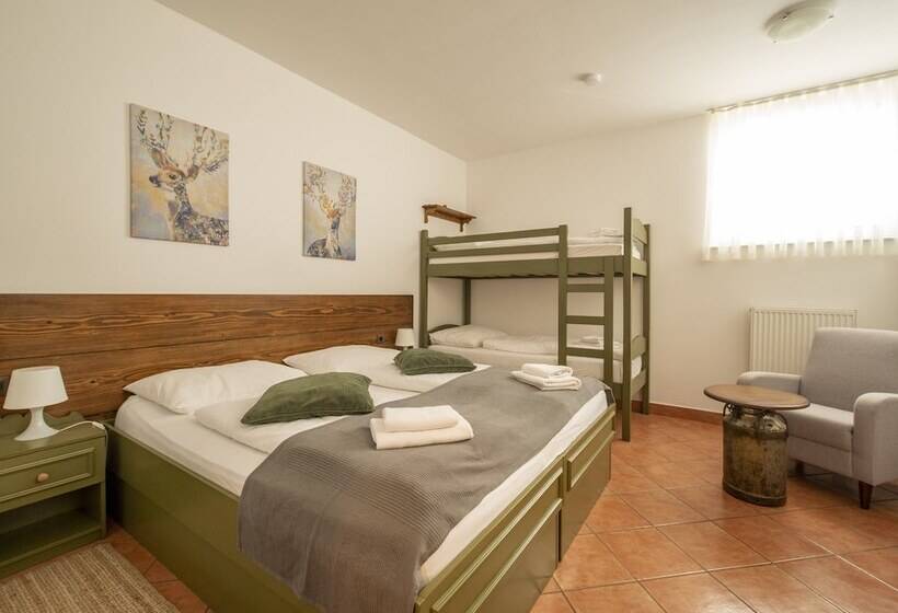 3 Bedroom Duplex Apartment, Berghi Hotel And Apartments