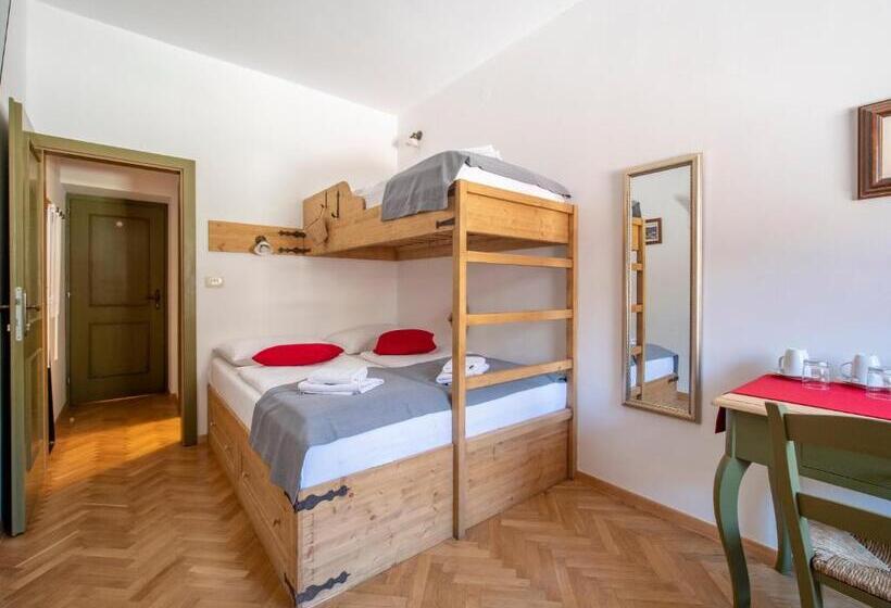 اتاق استاندارد, Berghi Hotel And Apartments