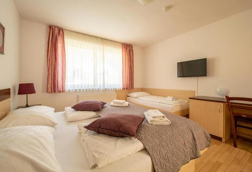 3 Bedroom Duplex Apartment, Berghi Hotel And Apartments