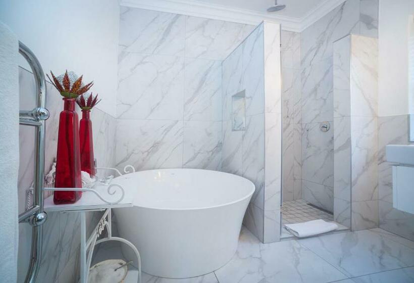 高级大房间, Batavia Boutique