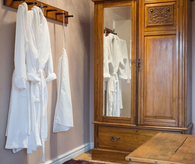 高级大房间, Batavia Boutique