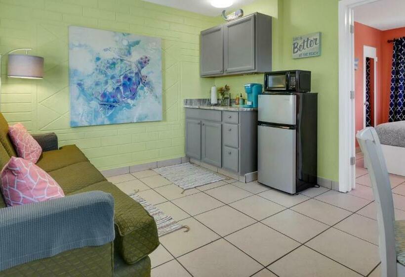 Номер Стандарт, Beach House