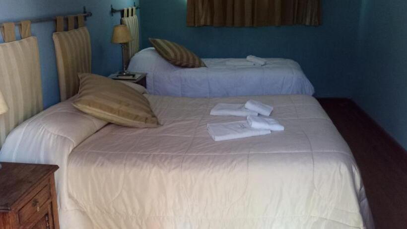 اتاق استاندارد سه نفره, Beltran