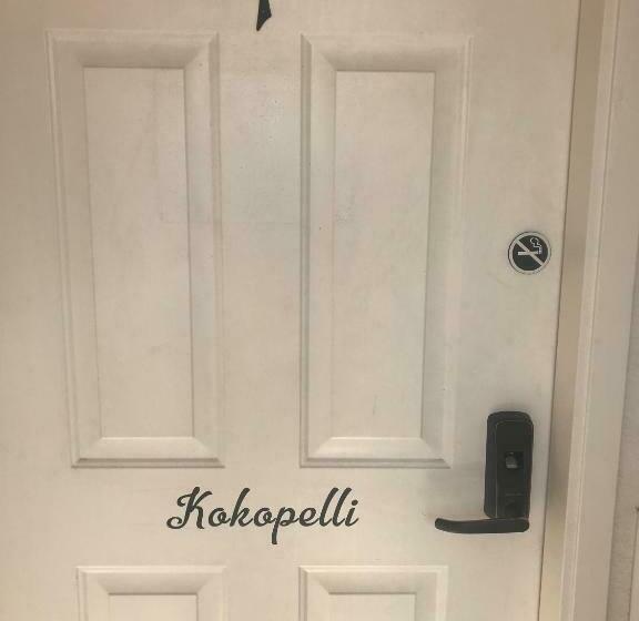 스위트 킹사이즈 침대, Castle Creek Manor