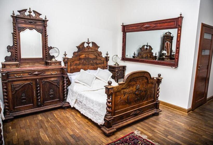 اتاق سوپریور خانوادگی, łódzki Pałacyk