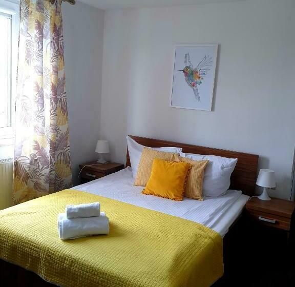 غرفة قياسية, Garden Zajazd