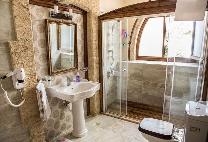 Трехместный Номер Deluxe, Kyrenia Palace Boutique