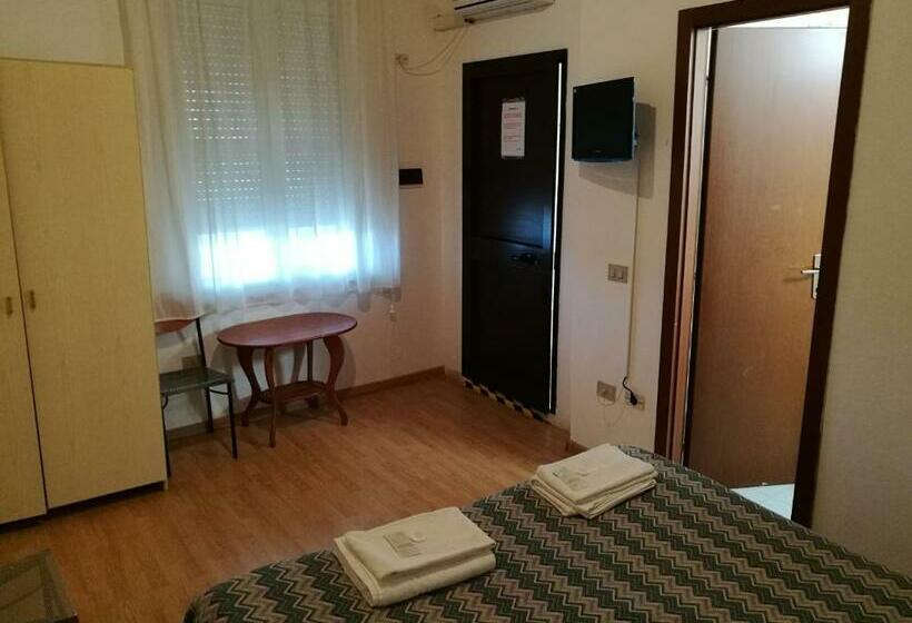 スタンダードルーム, Paradiso