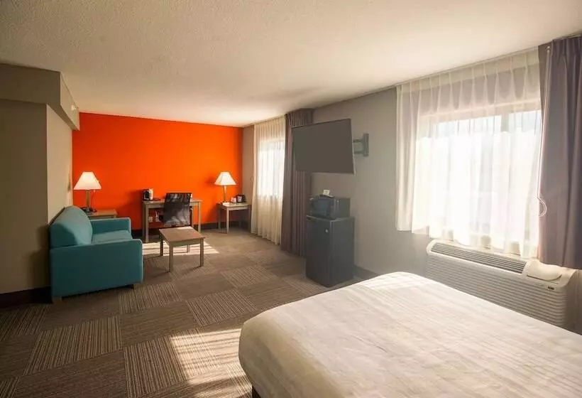 身障者適用スイートルーム, Quality Inn & Suites Hammond Near I 8090