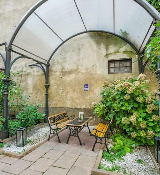 سوییت لوکس, Residence Central Annapolis