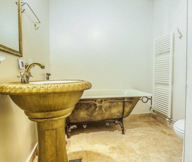 סוויטה, Residence Central Annapolis