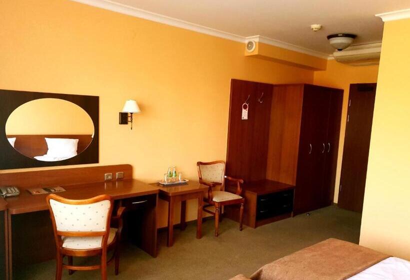 חדר סטנדרט, Stara Poczta