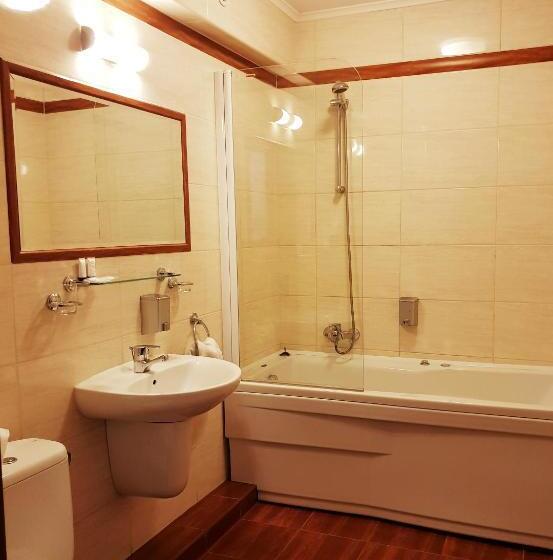 דירת חדר, Stara Poczta